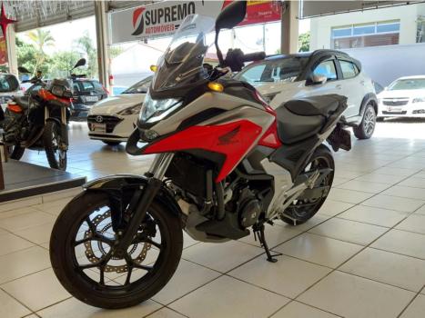 HONDA NC 750 X ABS, Foto 1