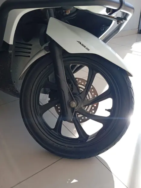 HONDA PCX 150 SPORT, Foto 6