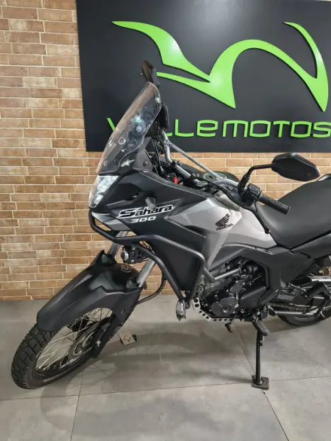 HONDA XRE 300 Sahara , Foto 6