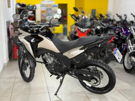 HONDA XRE 300 Sahara ADVENTURE, Foto 9