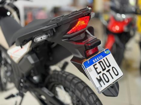 HONDA XRE 300 Sahara ADVENTURE, Foto 11