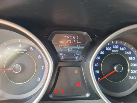 HYUNDAI Elantra 1.8 16V 4P GLS AUTOMTICO, Foto 8