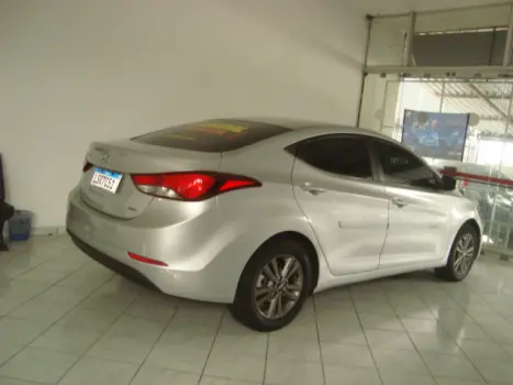 HYUNDAI Elantra 2.0 16V 4P FLEX GLS AUTOM�TICO, Foto 4