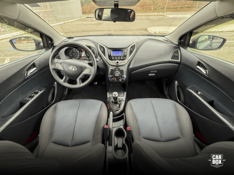 HYUNDAI HB 20 Hatch 1.6 16V 4P FLEX COMFORT PLUS, Foto 8