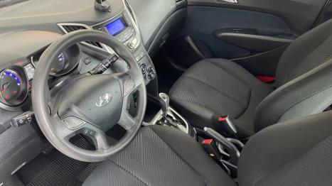 HYUNDAI HB 20 Hatch 1.6 16V 4P COMFORT FLEX AUTOM�TICO, Foto 10