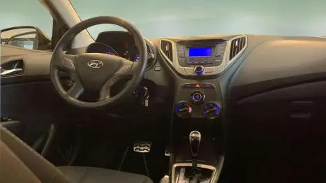 HYUNDAI HB 20 Hatch X 1.6 16V 4P STYLE FLEX AUTOM�TICO, Foto 6