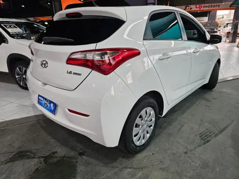 HYUNDAI HB 20 Hatch 1.6 16V 4P FLEX COMFORT PLUS, Foto 9