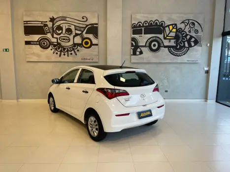 HYUNDAI HB 20 Hatch 1.0 12V 4P FLEX UNIQUE, Foto 4
