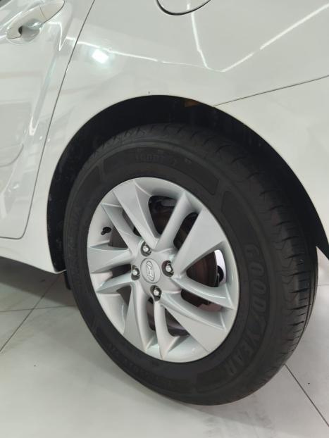 HYUNDAI HB 20 Hatch X 1.6 16V 4P PREMIUM FLEX AUTOM�TICO, Foto 39