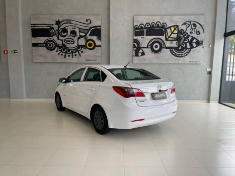 HYUNDAI HB 20 Sedan 1.0 12V 4P FLEX COMFORT PLUS, Foto 2