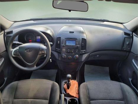 HYUNDAI I30 2.0 16V 4P, Foto 9