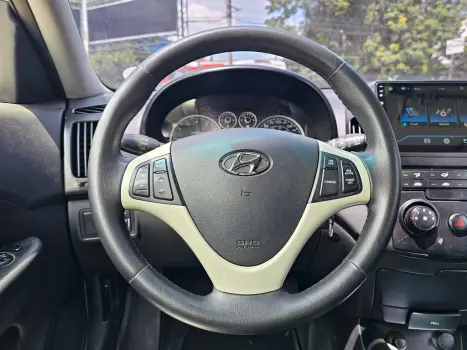 HYUNDAI I30 2.0 16V 4P AUTOM�TICO, Foto 10