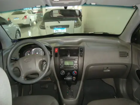 HYUNDAI Tucson 2.0 16V 4P GL, Foto 7