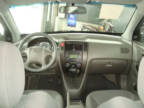 HYUNDAI Tucson 2.0 16V 4P GL, Foto 6