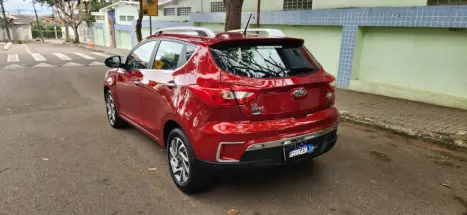 JAC T40 1.6 16V 4P AUTOMÁTICO CVT, Foto 4 JAC T40 1.6 16V 4P AUTOMÁTICO CVT, Foto 4