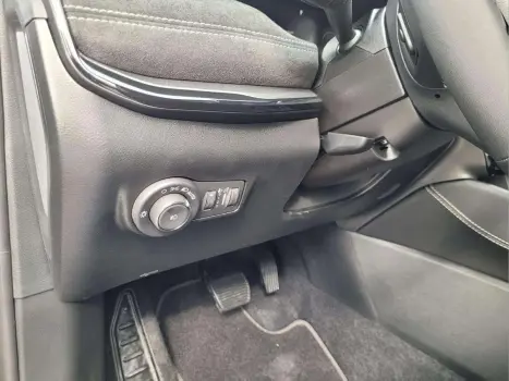 JEEP Commander 2.0 16V 4P HURRICANE 4 TURBO BLACKHAWK AUTOMTICO, Foto 20