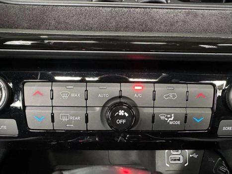 JEEP Commander 2.0 16V 4P HURRICANE 4 TURBO BLACKHAWK AUTOMTICO, Foto 21