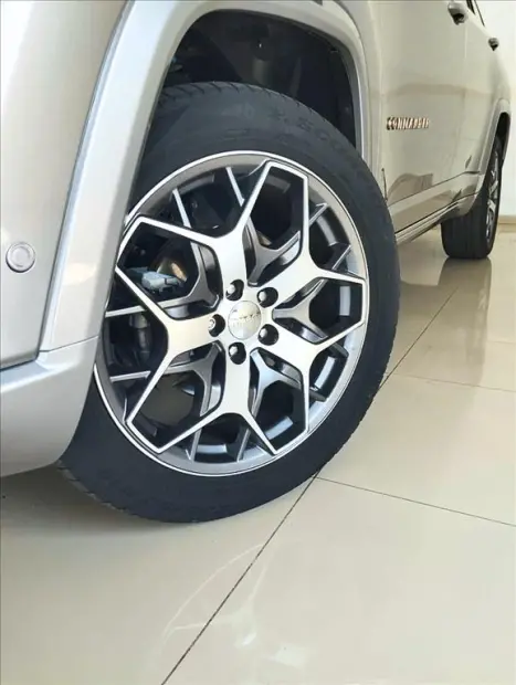 JEEP Commander 2.0 16V 4P TD380 OVERLAND TURBO DIESEL AUTOMTICO, Foto 8