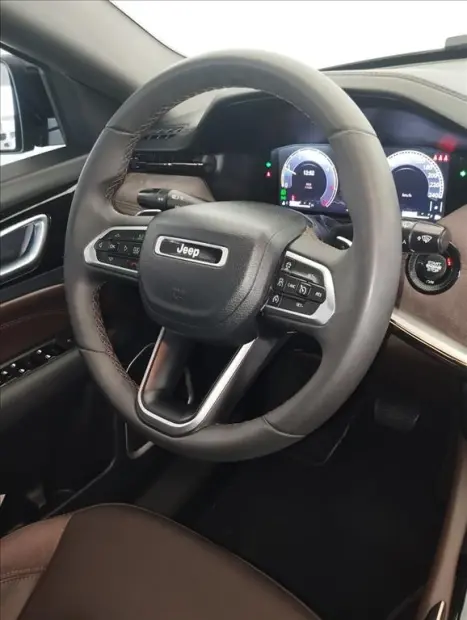 JEEP Commander 2.0 16V 4P TD380 OVERLAND TURBO DIESEL AUTOMTICO, Foto 12