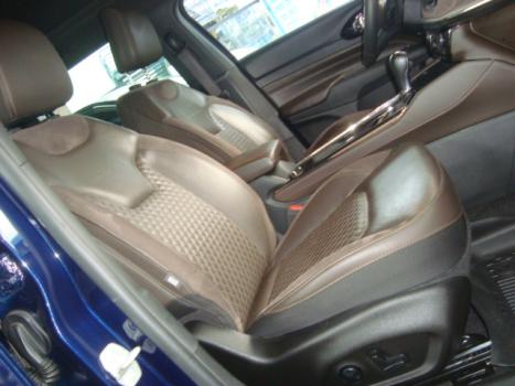 JEEP Commander 2.2 TURBO DIESEL OVERLAND 4X4 AUTOM�TICO AT9, Foto 4