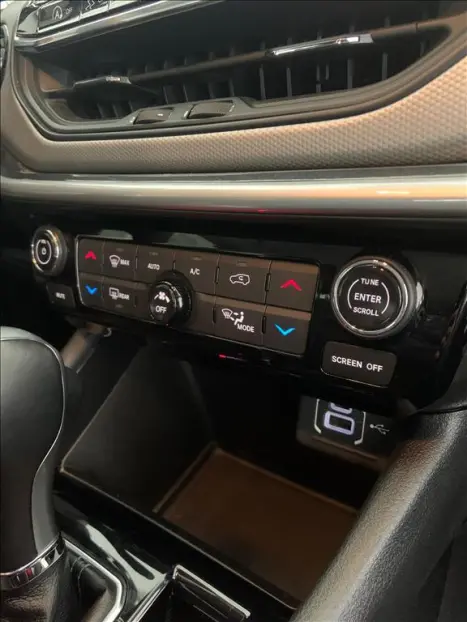 JEEP Compass 1.3 16V 4P FLEX LONGITUDE 80 ANOS T270 TURBO AUTOMTICO, Foto 15