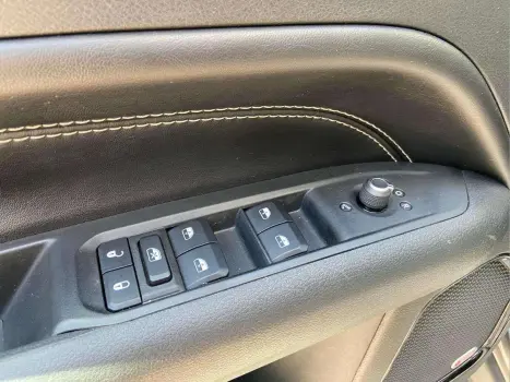 JEEP Compass 1.3 16V 4P FLEX LONGITUDE 80 ANOS T270 TURBO AUTOM�TICO, Foto 6