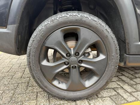 JEEP Compass 2.0 16V 4P 350 LIMITED 4X4 TURBO DIESEL AUTOM�TICO, Foto 19