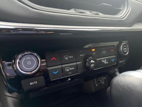 JEEP Compass 2.0 16V 4P HURRICANE 4 TURBO BLACKHAWK AUTOM�TICO AT9, Foto 17