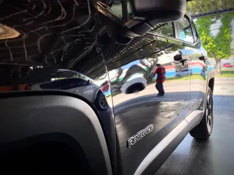 JEEP Renegade 1.8 16V 4P FLEX SPORT, Foto 3 JEEP Renegade 1.8 16V 4P FLEX SPORT, Foto 3