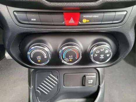 JEEP Renegade 1.8 16V 4P FLEX AUTOM�TICO, Foto 13