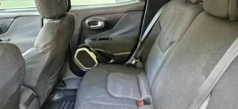 JEEP Renegade 1.8 16V 4P FLEX LONGITUDE AUTOM�TICO, Foto 9