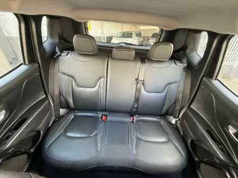 JEEP Renegade 1.8 16V 4P LIMITED FLEX AUTOM�TICO, Foto 10