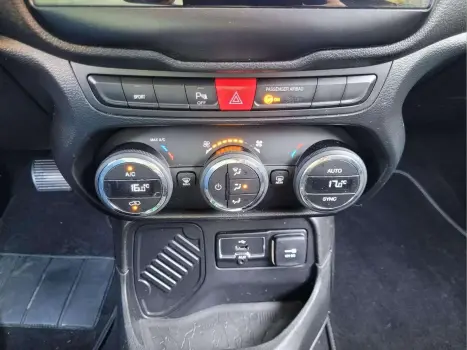 JEEP Renegade 1.8 16V 4P FLEX LONGITUDE AUTOM�TICO, Foto 13
