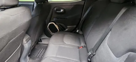JEEP Renegade 2.0 16V 4P TURBO DIESEL CUSTOM 4X4 AUTOM�TICO, Foto 9