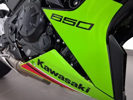 KAWASAKI Ninja 650 R, Foto 7