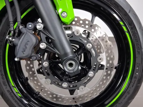 KAWASAKI Ninja 650 R, Foto 12