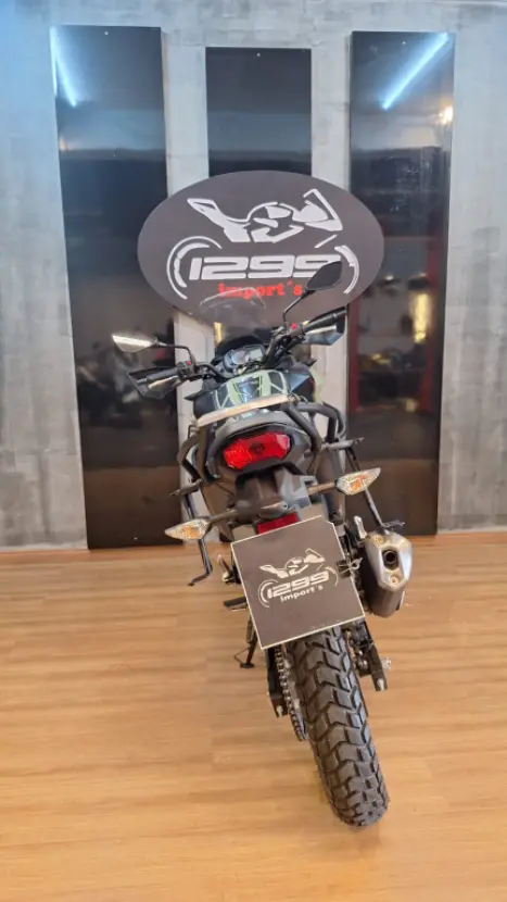 KAWASAKI Versys 300 TOURER, Foto 6