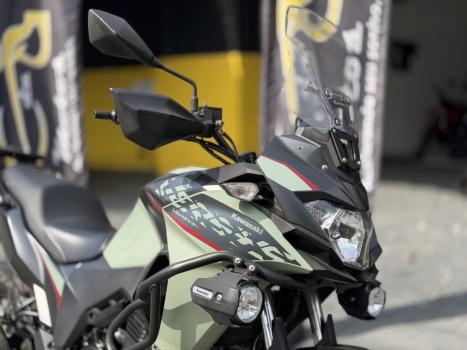 KAWASAKI Versys 300 TOURER, Foto 2
