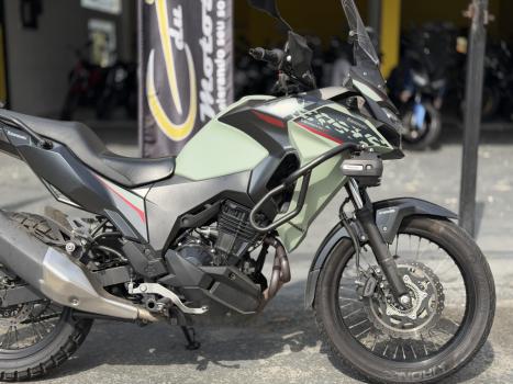 KAWASAKI Versys 300 TOURER, Foto 4