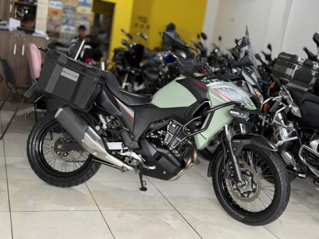 KAWASAKI Versys 300 TOURER, Foto 6