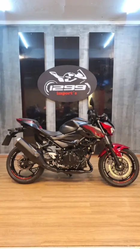 KAWASAKI Z 400 ABS, Foto 7