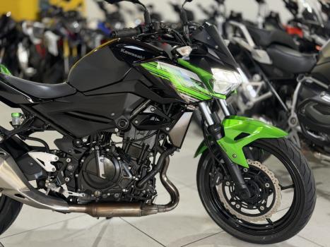 KAWASAKI Z 400 ABS, Foto 4