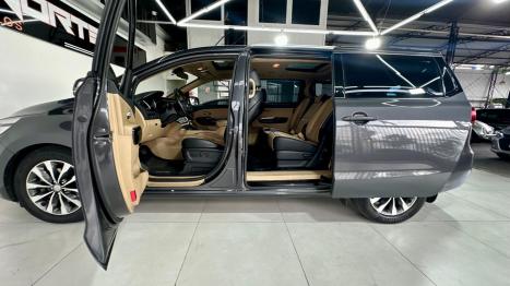 KIA Carnival 3.3 V6 4P EX  AUTOM�TCIO, Foto 5