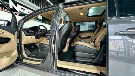 KIA Carnival 3.3 V6 4P EX  AUTOM�TCIO, Foto 9