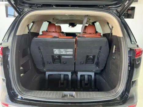 KIA Carnival 3.5 V6 4P EX, Foto 7