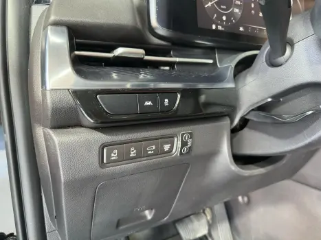 KIA Carnival 3.5 V6 4P EX, Foto 26