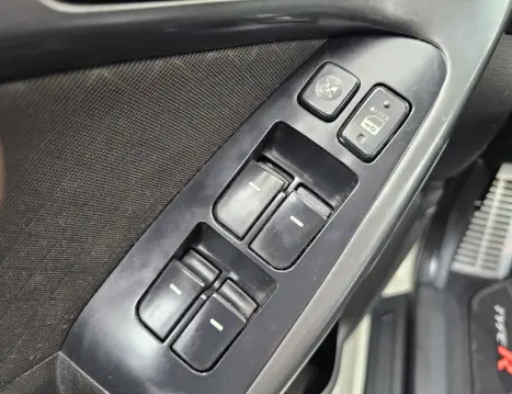 KIA Cerato Sedan 1.6 16V 4P SX E.233 AUTOM�TICO, Foto 9