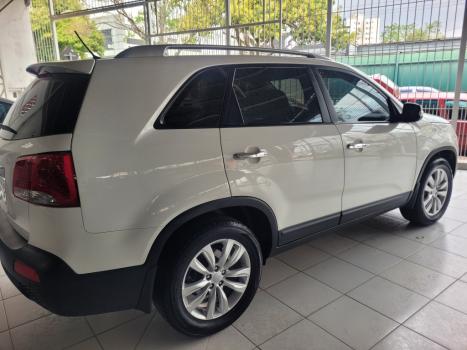 KIA Sorento 2.4 16V 4P EX AUTOMÁTICO, Foto 6 KIA Sorento 2.4 16V 4P EX AUTOMÁTICO, Foto 6