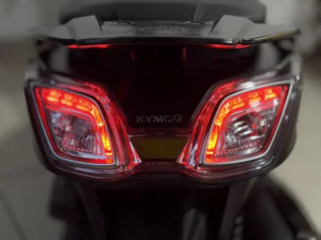 KYMCO Downtown 300i ABS, Foto 12