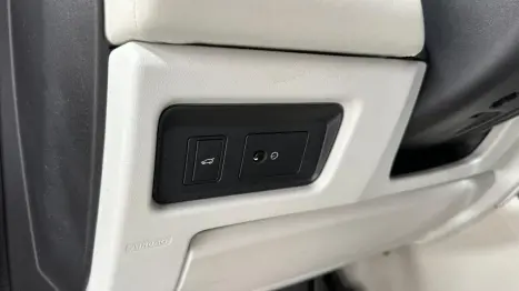 LAND ROVER Discovery Sport 2.0 4P D180 SE TURBO DIESEL AUTOM�TICO, Foto 10